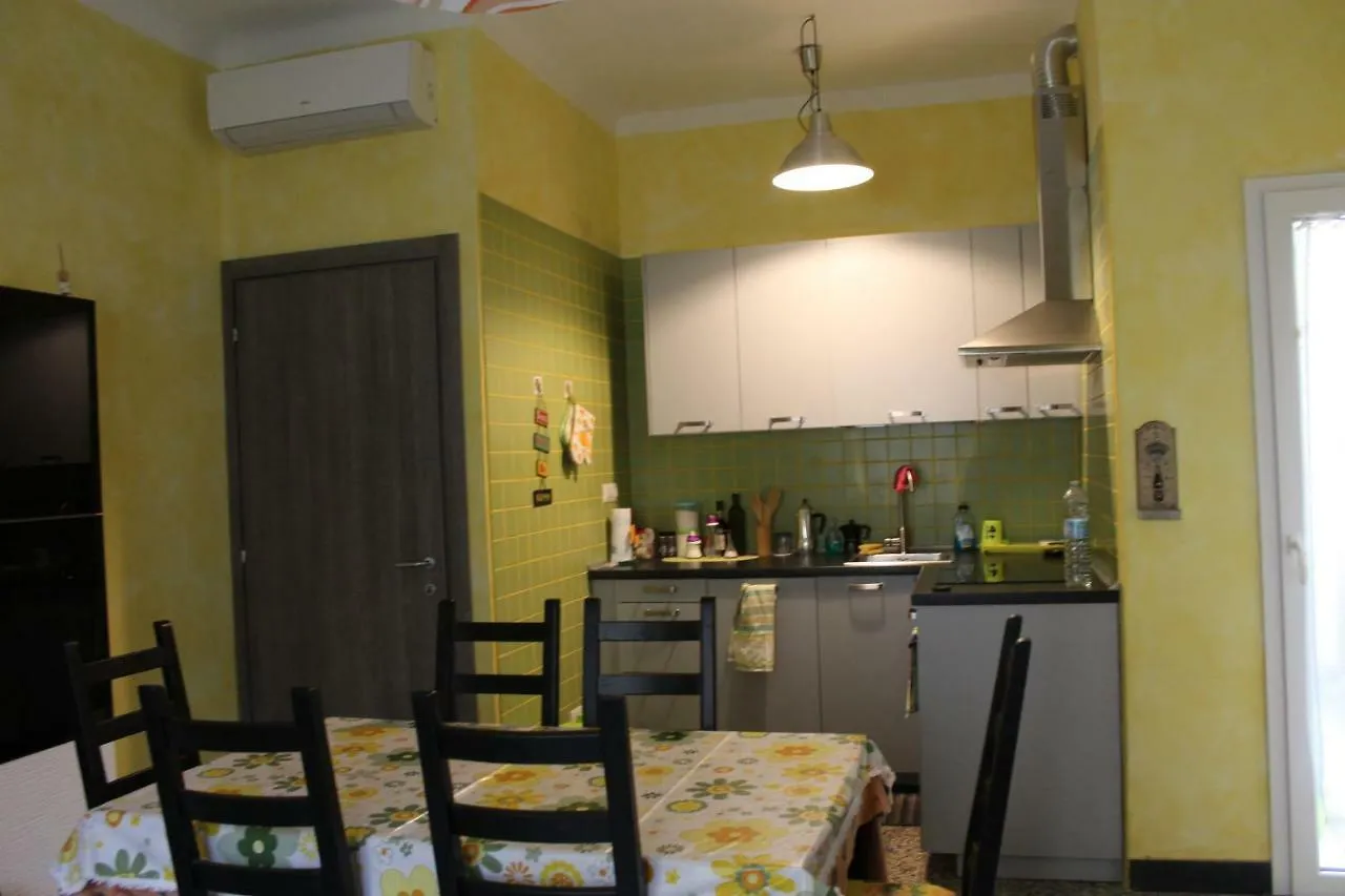 Appartamento 50Mt Dal Mare E Dalla Stazione location