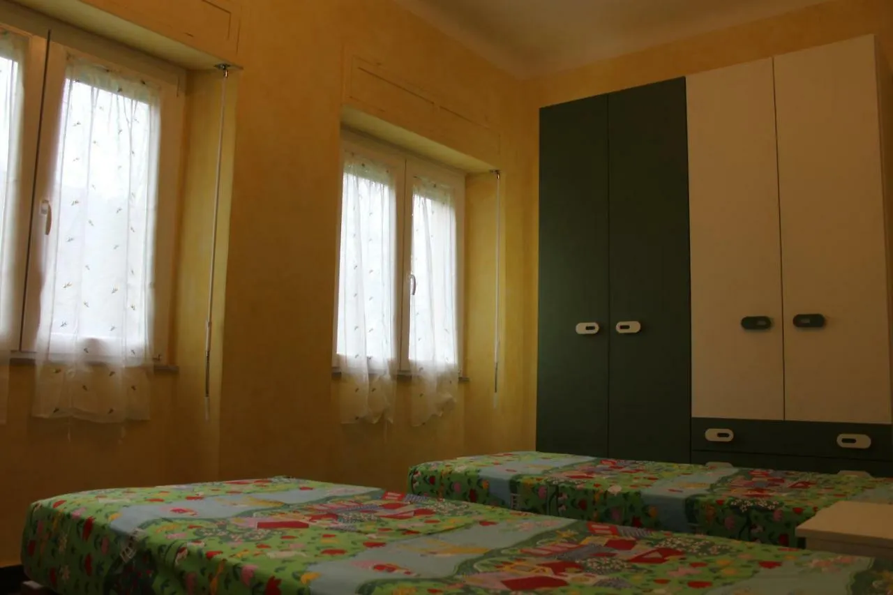 Appartamento 50Mt Dal Mare E Dalla Stazione Deiva Marina Italy
